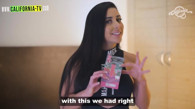 Busty Brunette Flashes Wet Pussy To Married Taxi Driver - ebony free HD porn video